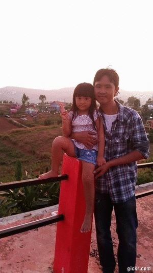Animated GIF made with Gickr