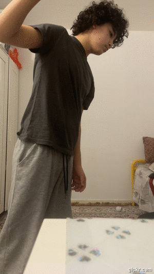 Animated GIF made with Gickr