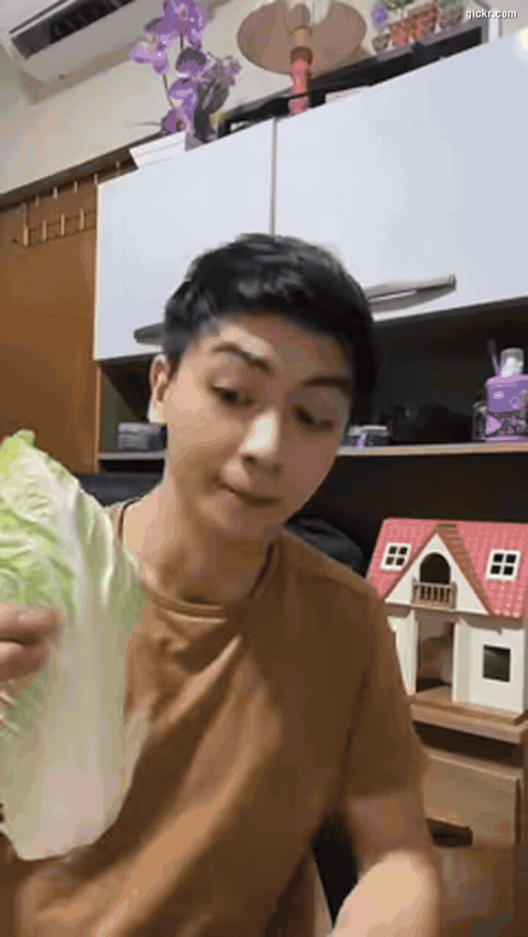Animated GIF made with Gickr