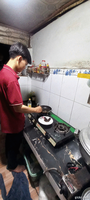 Animated GIF made with Gickr