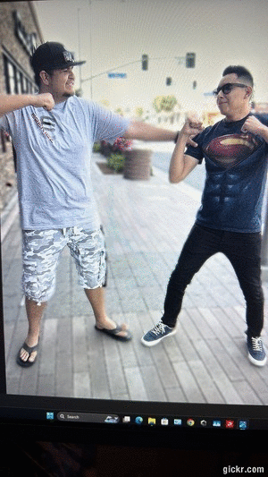 Animated GIF made with Gickr